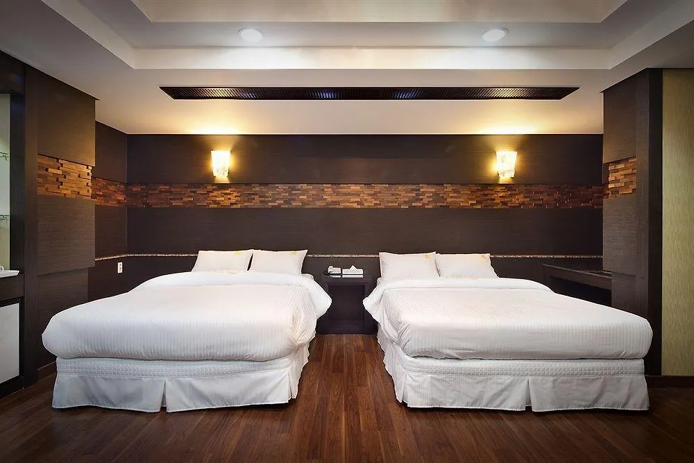 Press Hotel Busan 3*,