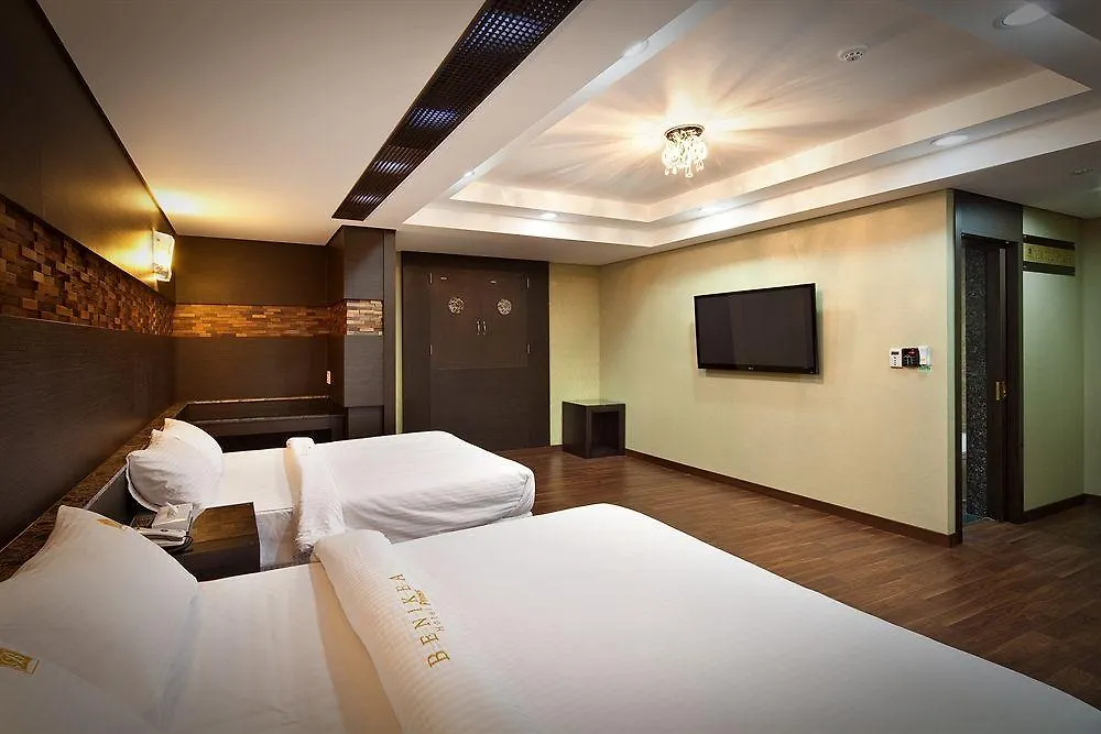 Press Hotel Busan 3*,